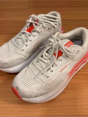 Brooks White and Orange Lace-Up Running Sneakers
